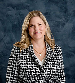 headshot of jenni torres